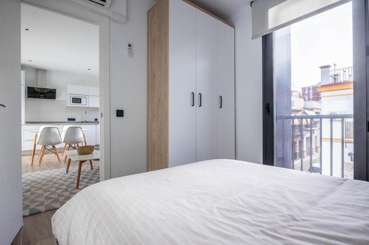 Nervion Suites 1 - Vacacional Sevilla Exteriör bild