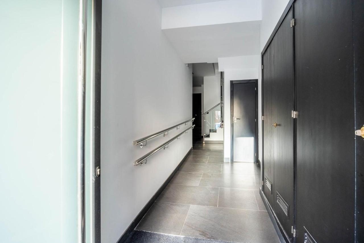 Nervion Suites 1 - Vacacional Sevilla Exteriör bild