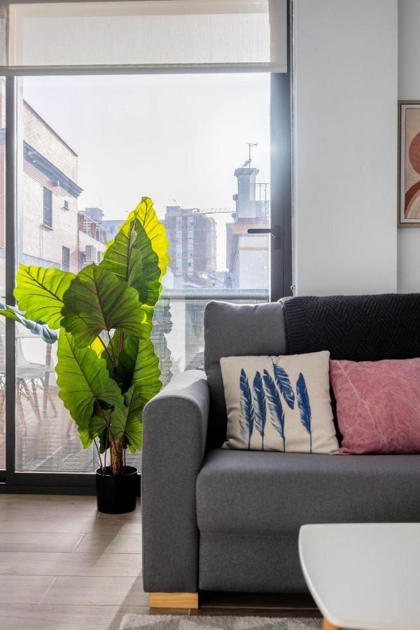 Nervion Suites 1 - Vacacional Sevilla Exteriör bild