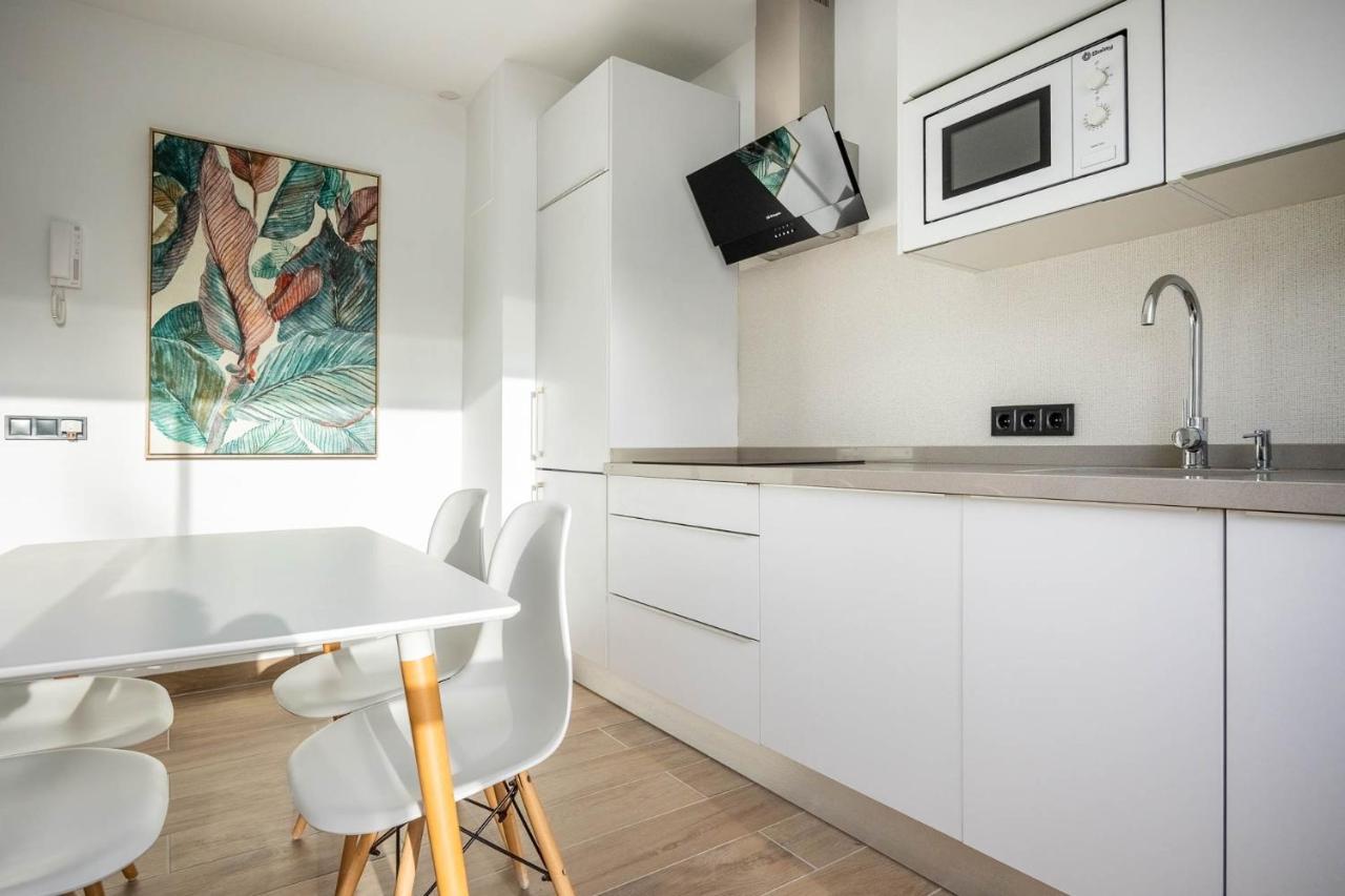Nervion Suites 1 - Vacacional Sevilla Exteriör bild